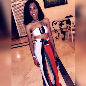 Meet your Posher, Whitney